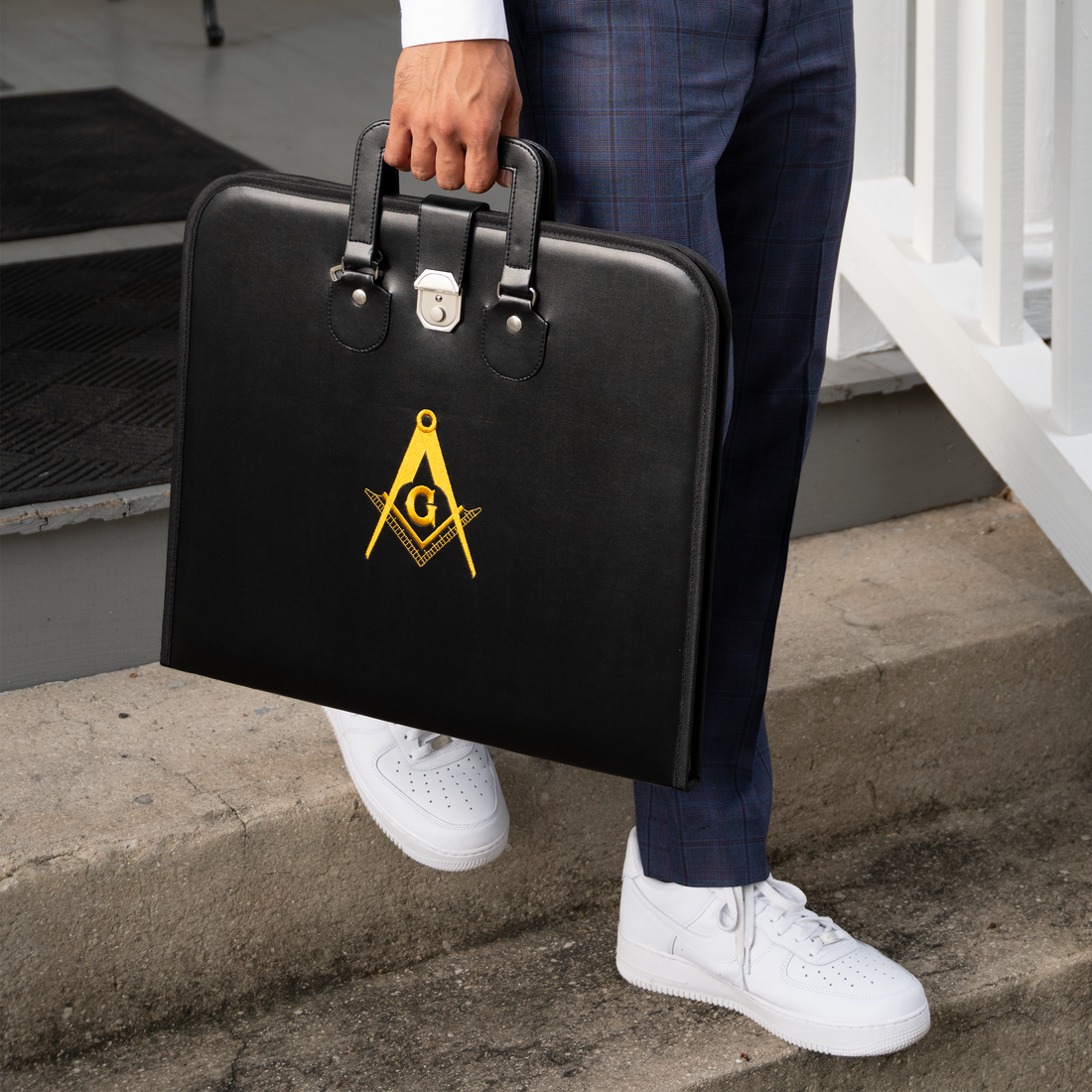 Master Masson Essentials Bundle – Complete Masonic Regalia Set with Apron, Case, Gloves, and Tie
